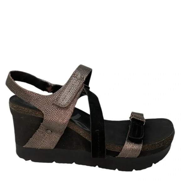 OTBT Sandals Platform Wedges Black Metallic Pewter Silver Size 9.5 Wavey - Picture 5 of 11